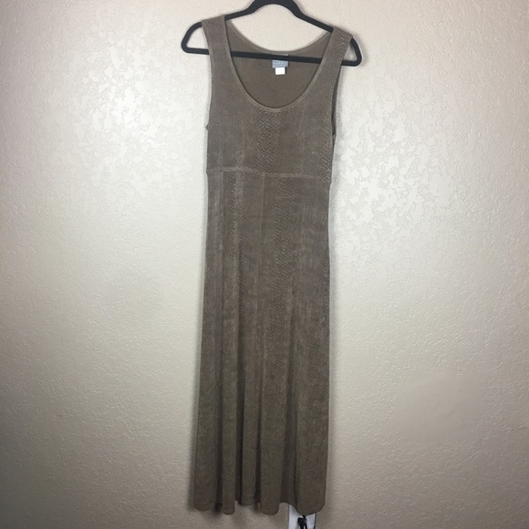 Rabbit Rabbit Rabbit Dresses & Skirts - Rabbit rabbit rabbit olive maxi dress size 10m